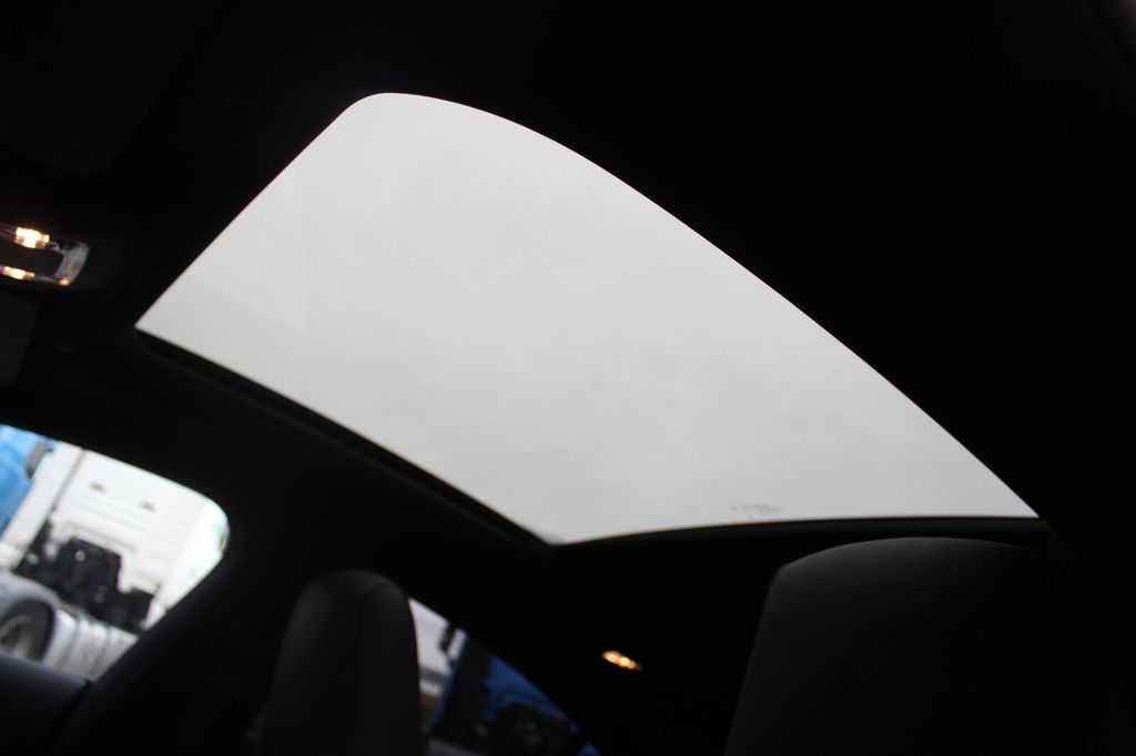 Mercedes-Benz CLA 250 2025