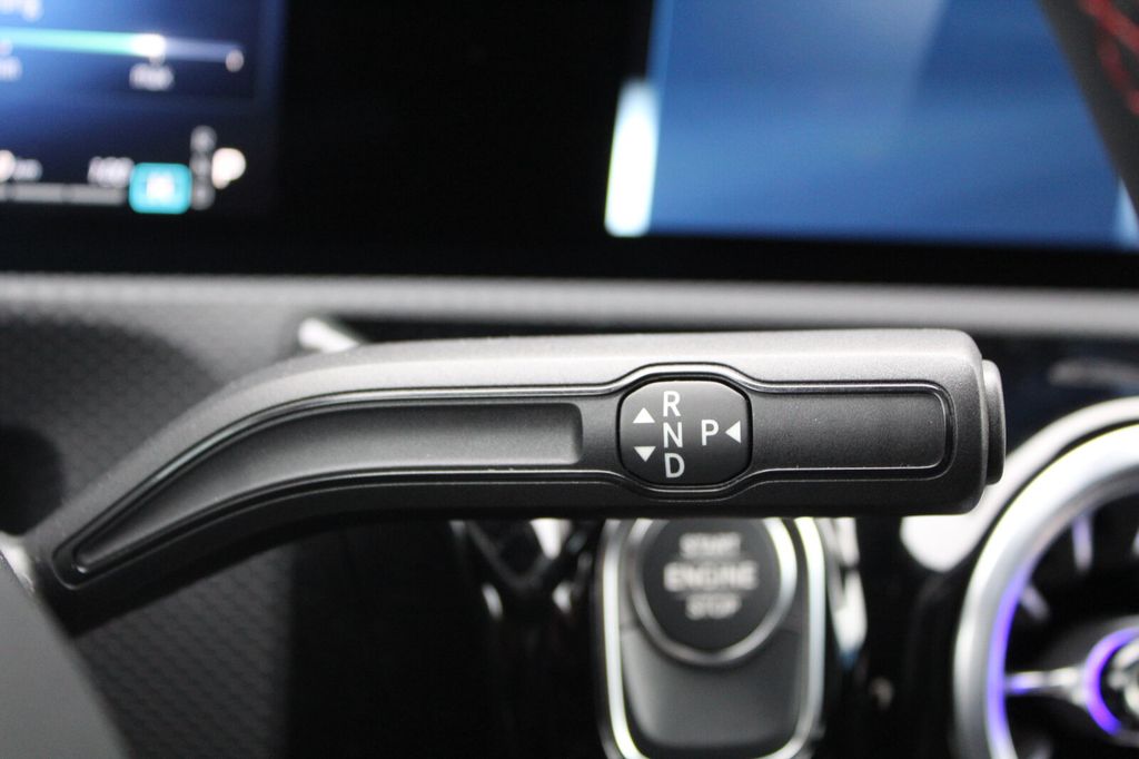 Mercedes-Benz CLA 250 2025