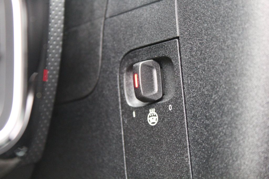 Mercedes-Benz CLA 250 2025