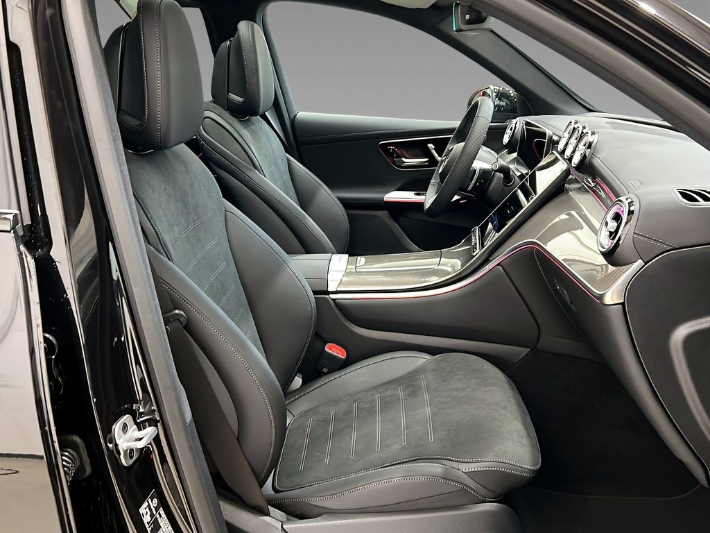 Mercedes-Benz GLC 300 2025