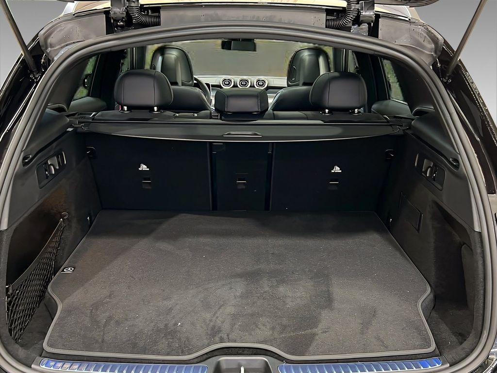 Mercedes-Benz GLC 300 2025