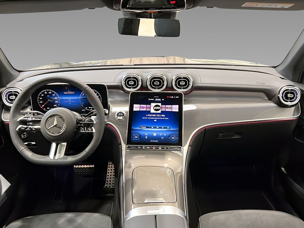 Mercedes-Benz GLC 300 2025