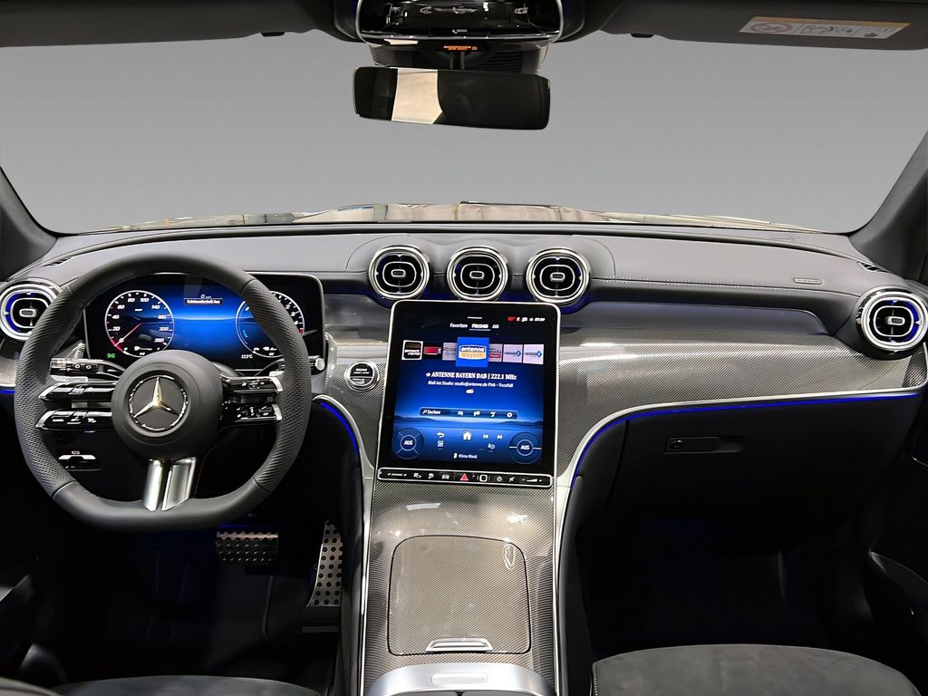 Mercedes-Benz GLC 300 2025