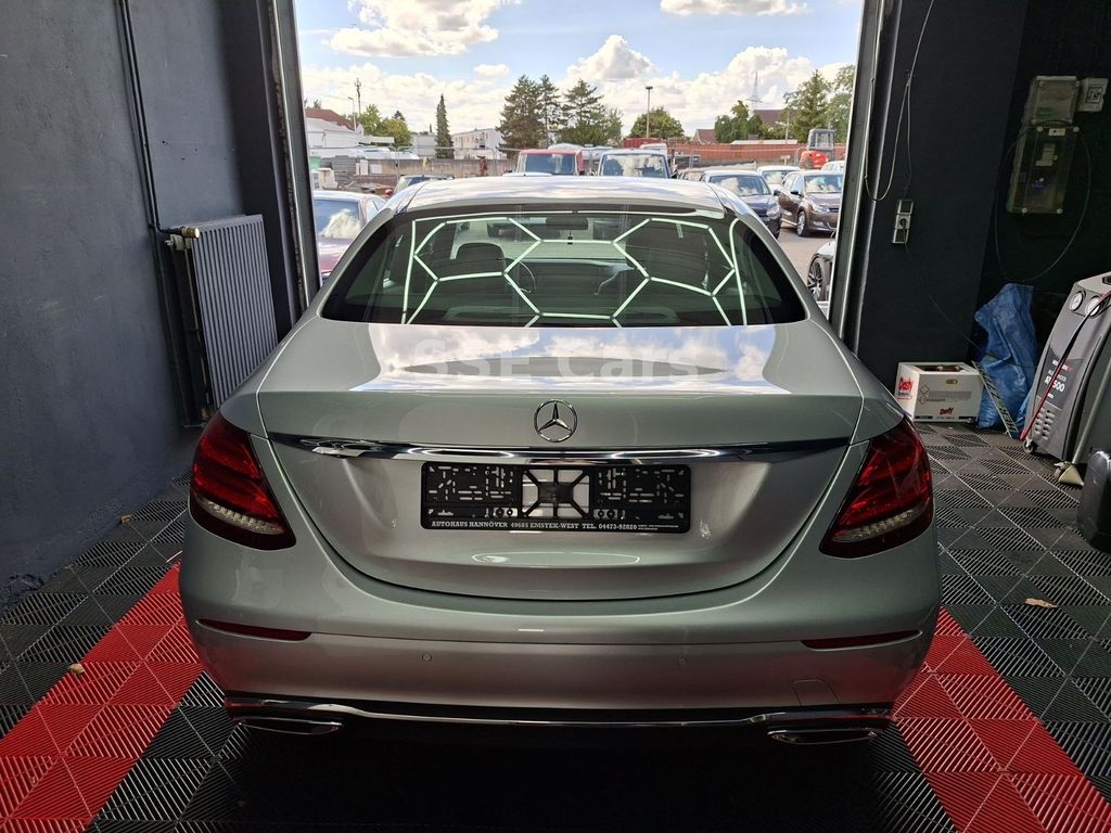 Mercedes-Benz E 220 2020