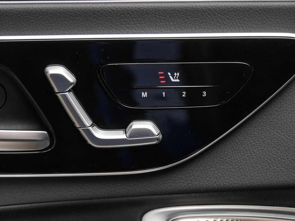 Mercedes-Benz CLE 180 2025