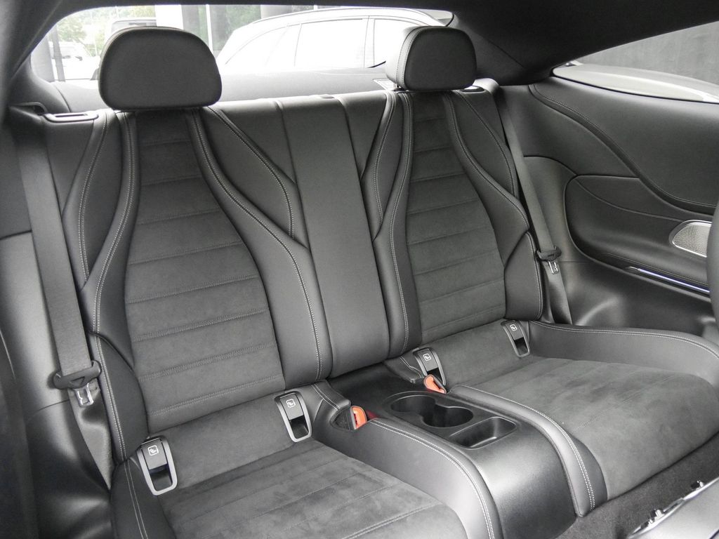 Mercedes-Benz CLE 180 2025