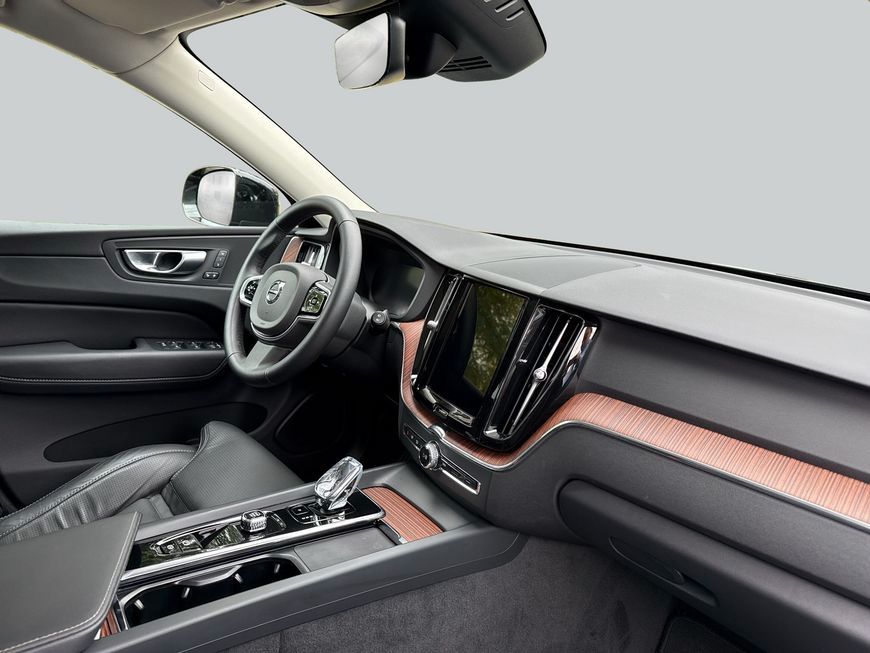 Volvo XC60 2024