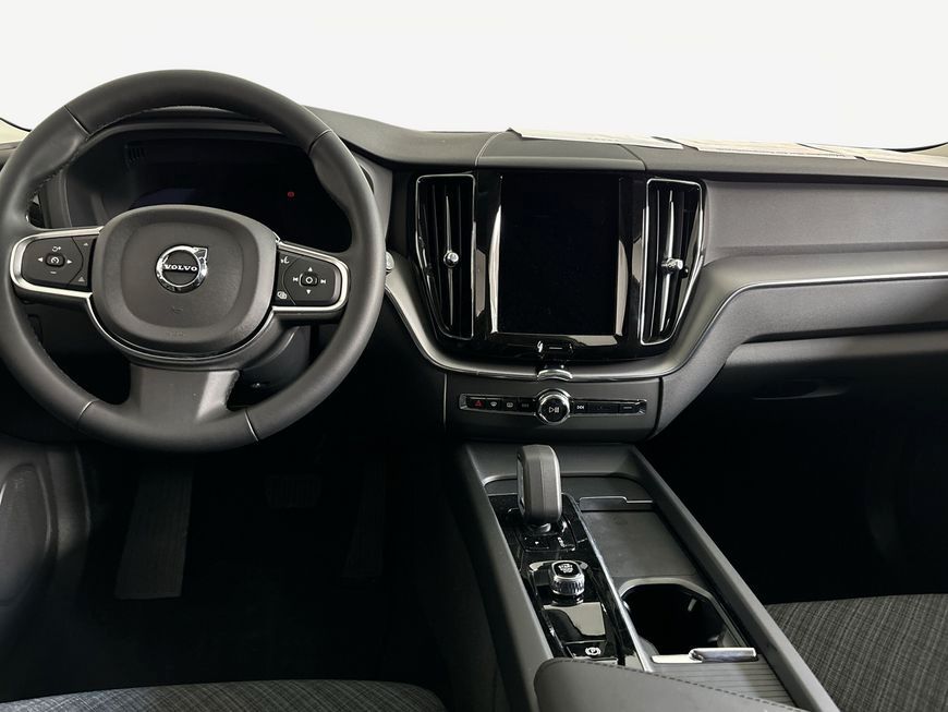 Volvo XC60 2025