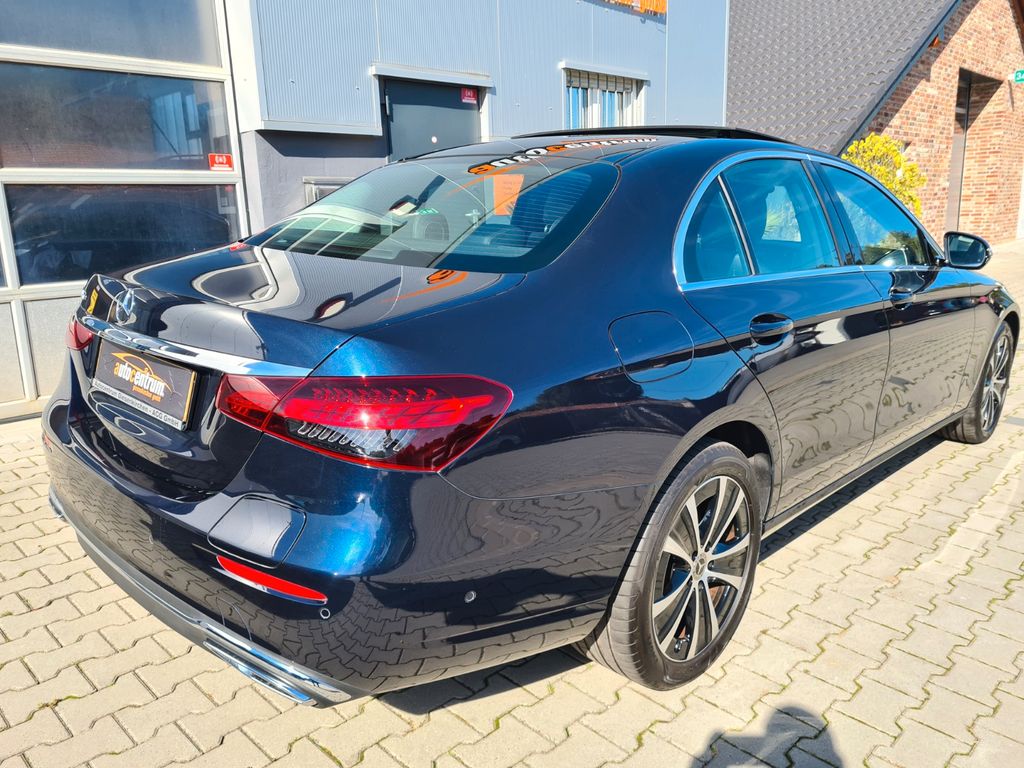 Mercedes-Benz E 300 2023
