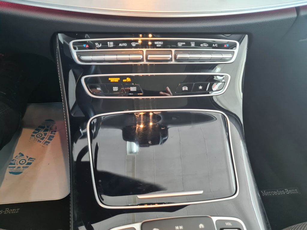 Mercedes-Benz E 300 2023
