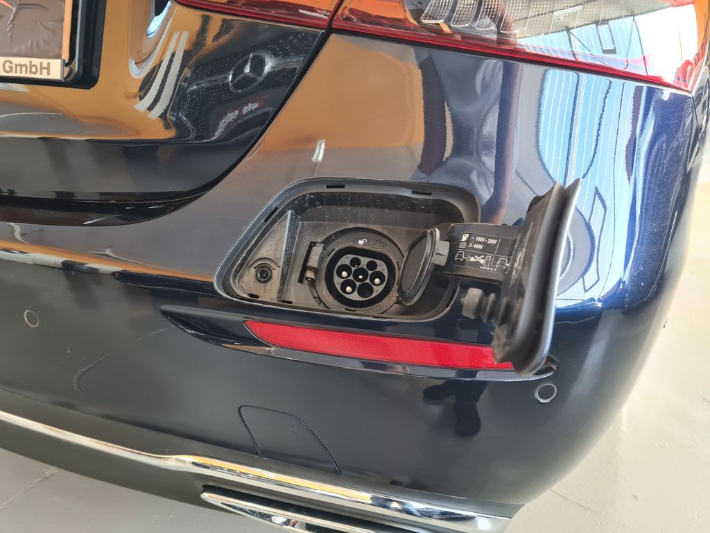 Mercedes-Benz E 300 2023