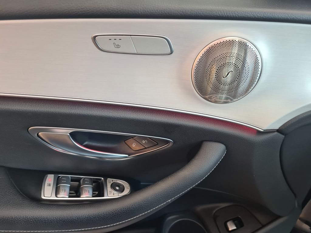 Mercedes-Benz E 300 2023