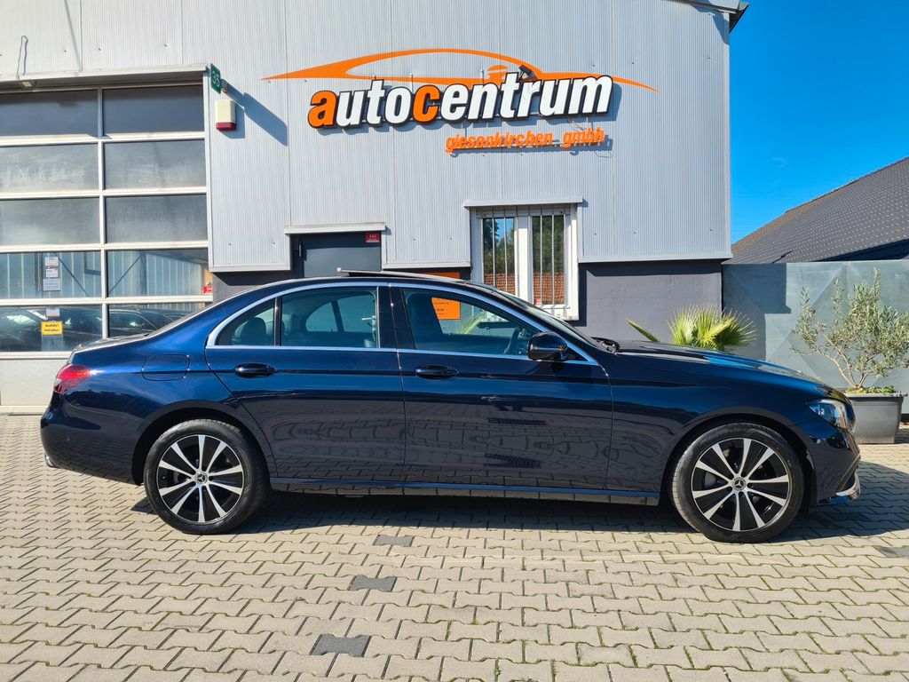Mercedes-Benz E 300 2023