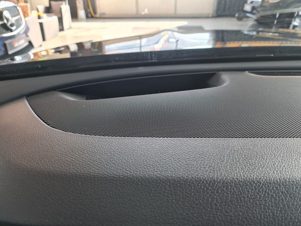 Mercedes-Benz E 300 2023