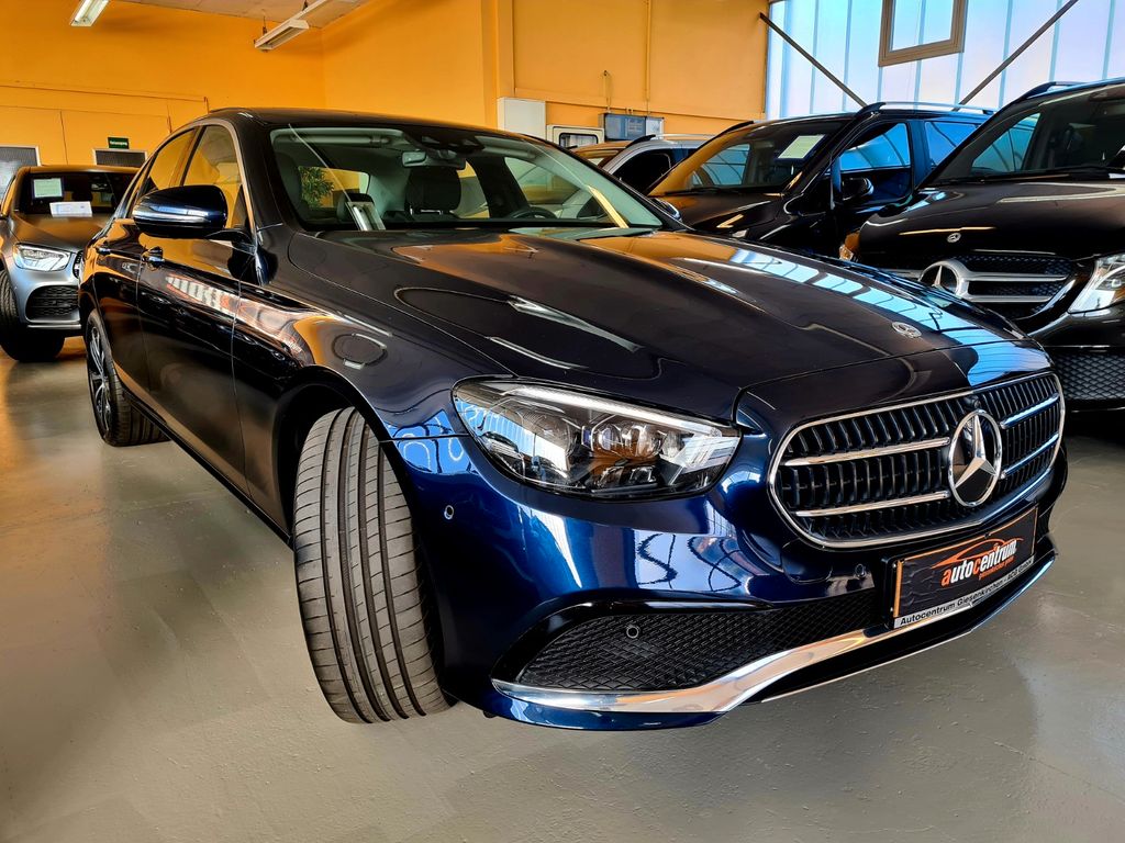 Mercedes-Benz E 300 2023