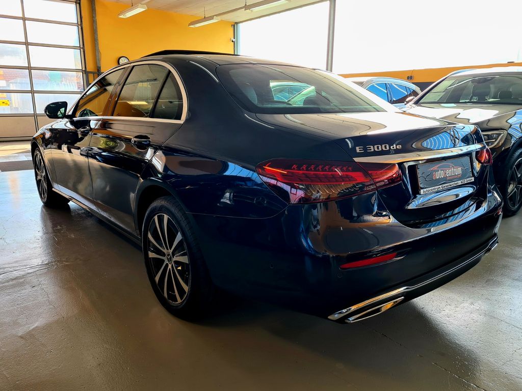 Mercedes-Benz E 300 2023