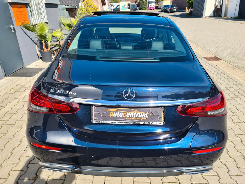 Mercedes-Benz E 300 2023