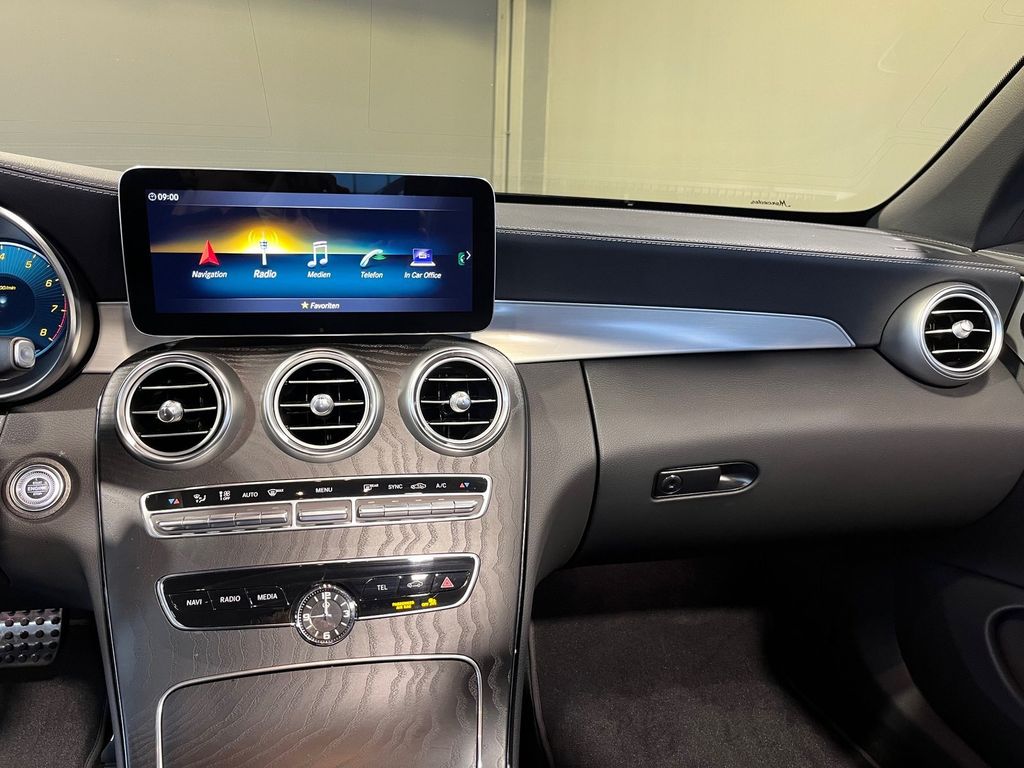 Mercedes-Benz C 200 2024