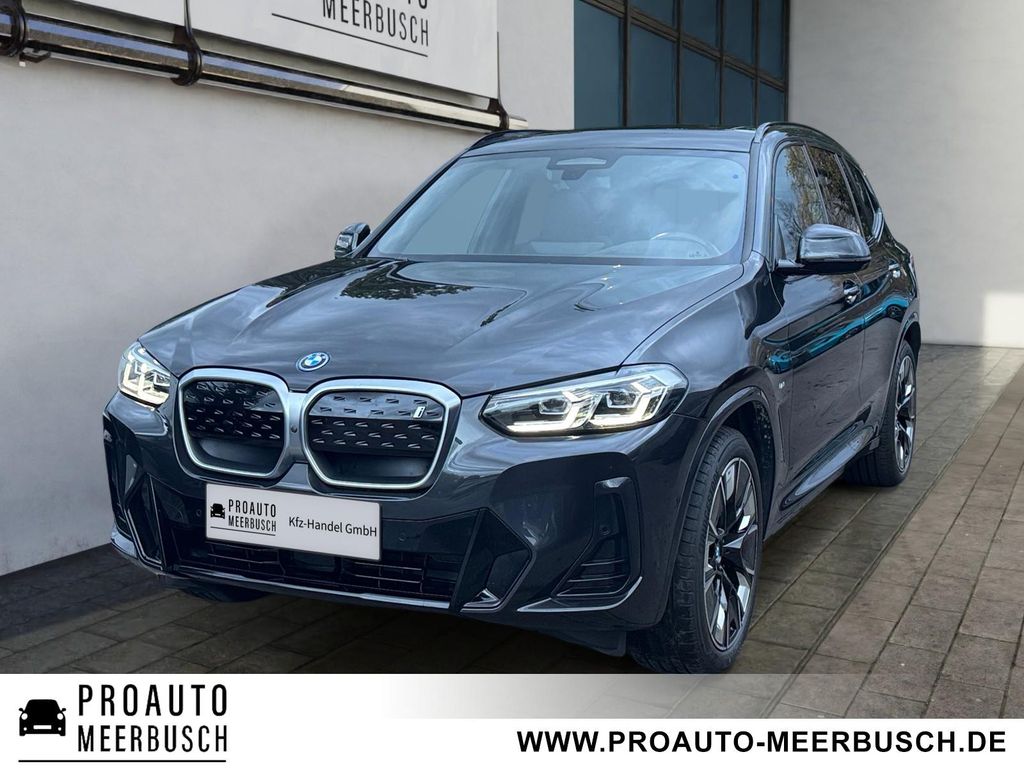 BMW iX3 2023