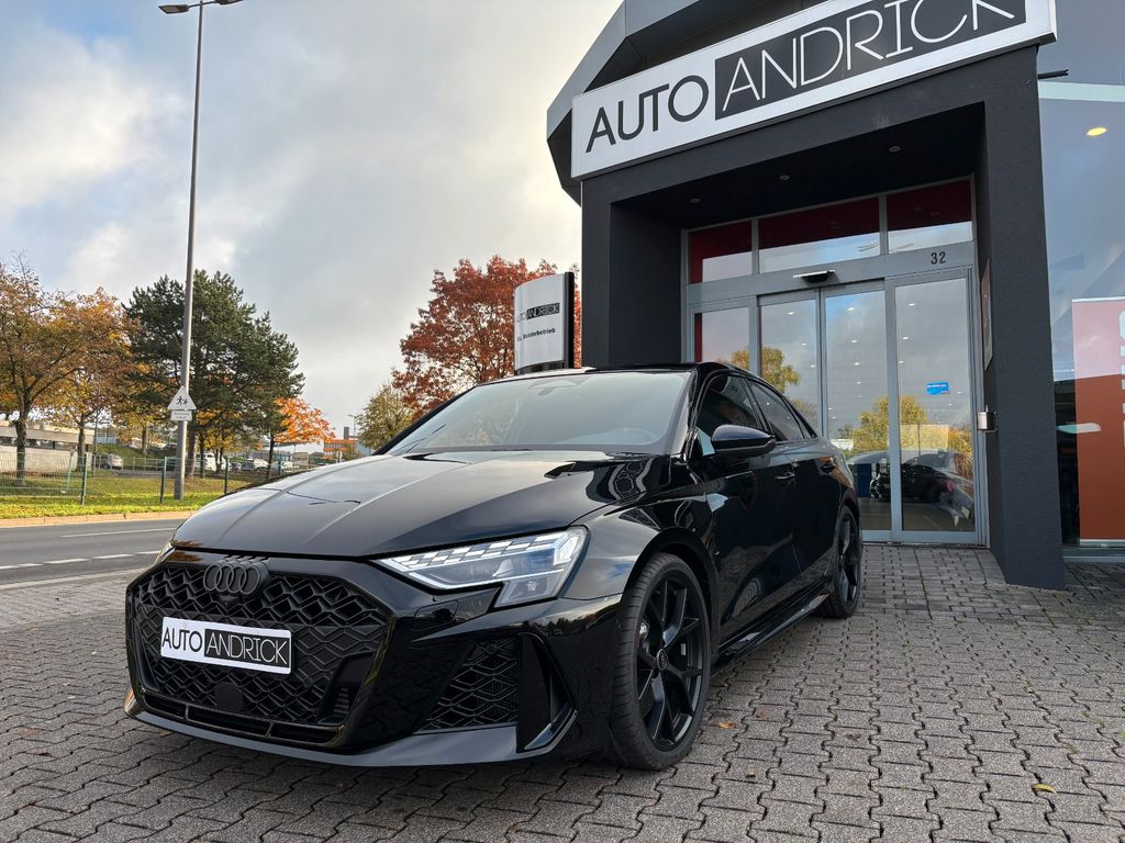 Audi RS3 2025