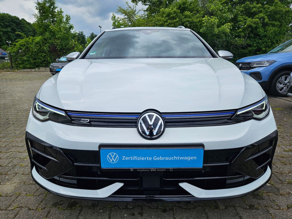 Volkswagen Golf 2024