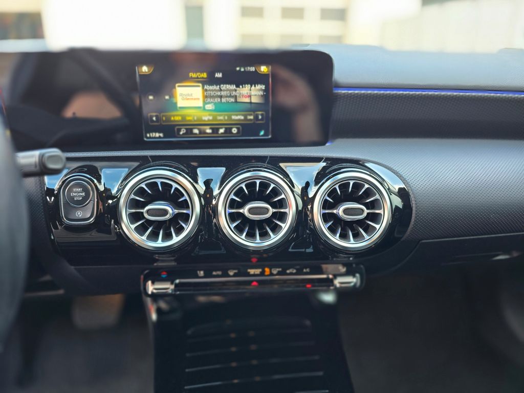 Mercedes-Benz A 200 2021