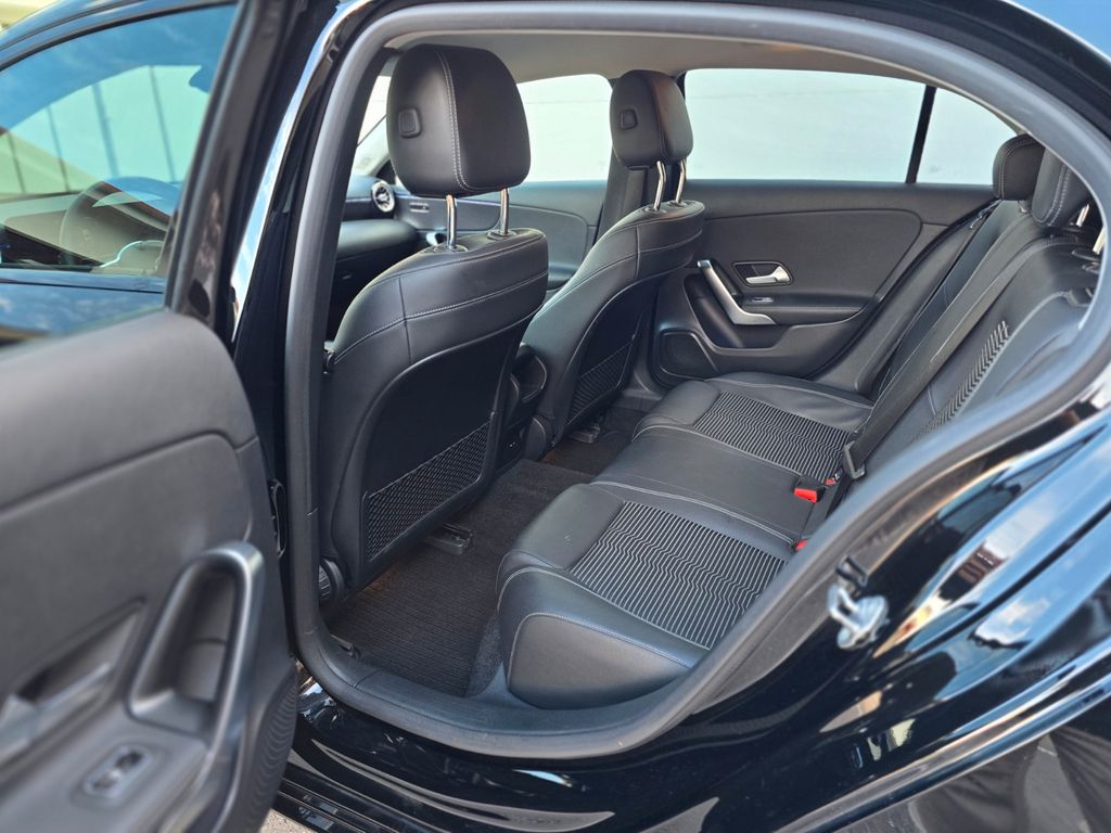 Mercedes-Benz A 200 2021