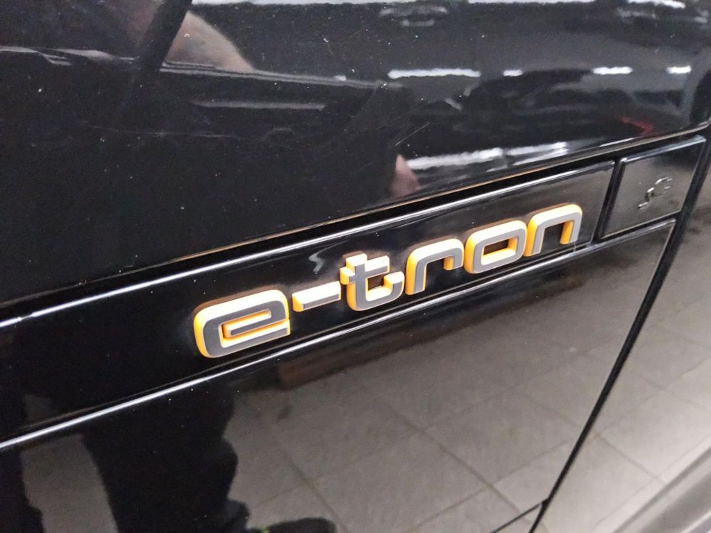 Audi e-tron 2020