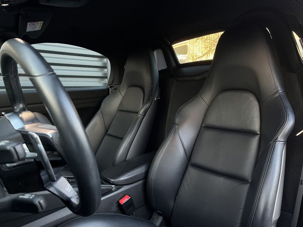 Porsche Boxster 2022