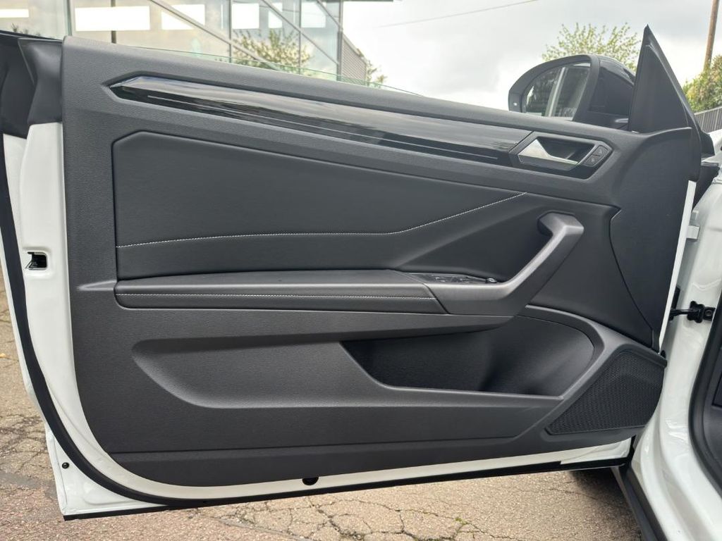 Volkswagen T-Roc 2025