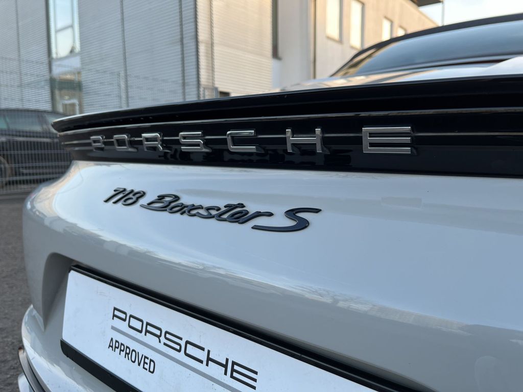 Porsche Boxster 2022