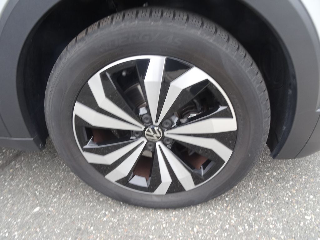 Volkswagen T-Cross 2024