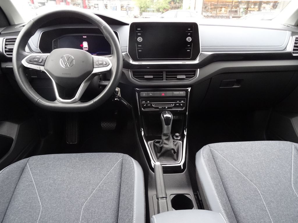 Volkswagen T-Cross 2024