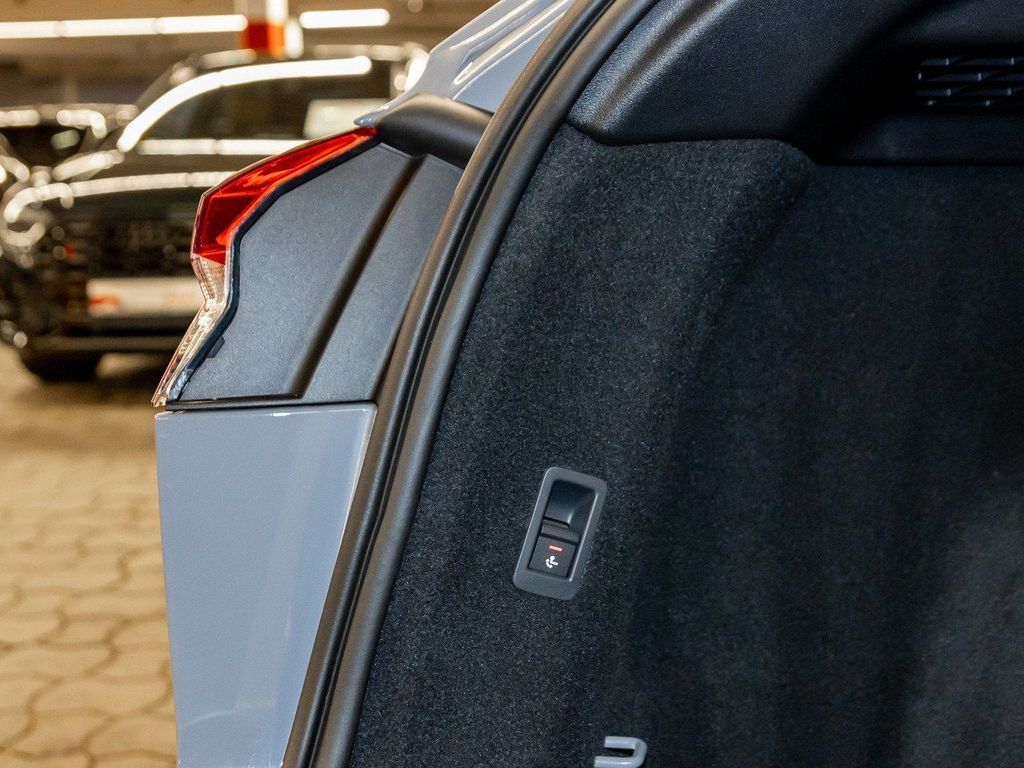Audi Q4 e-tron 2025