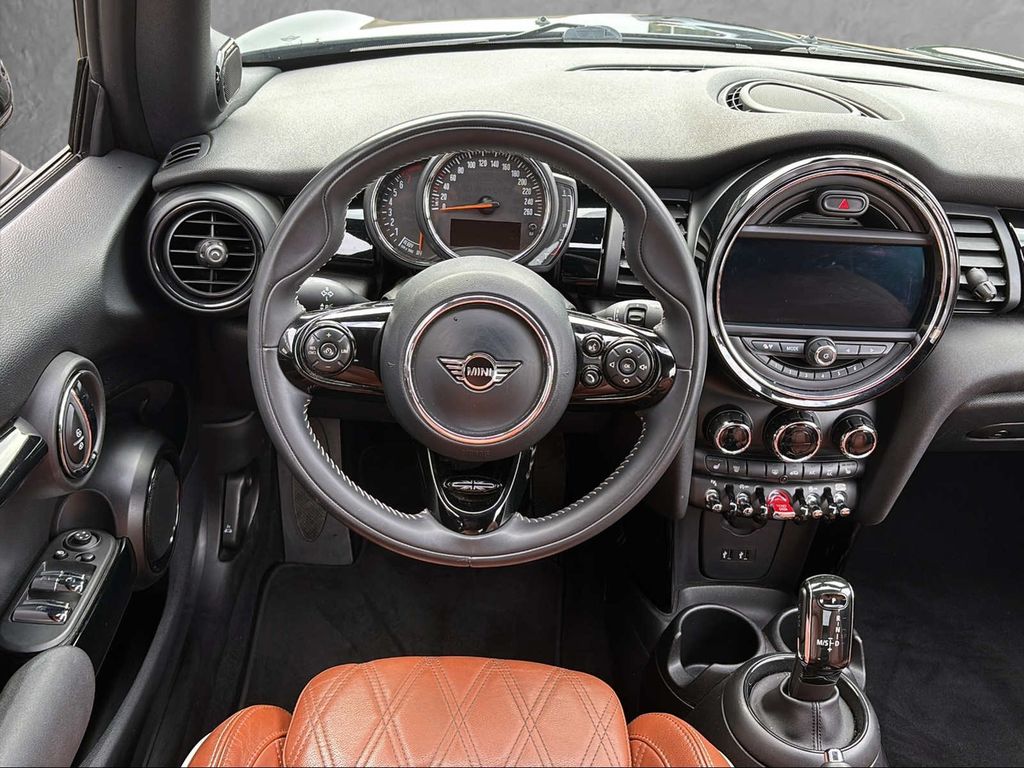MINI Cooper S Cabrio 2019