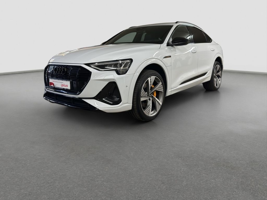 Audi e-tron 2022