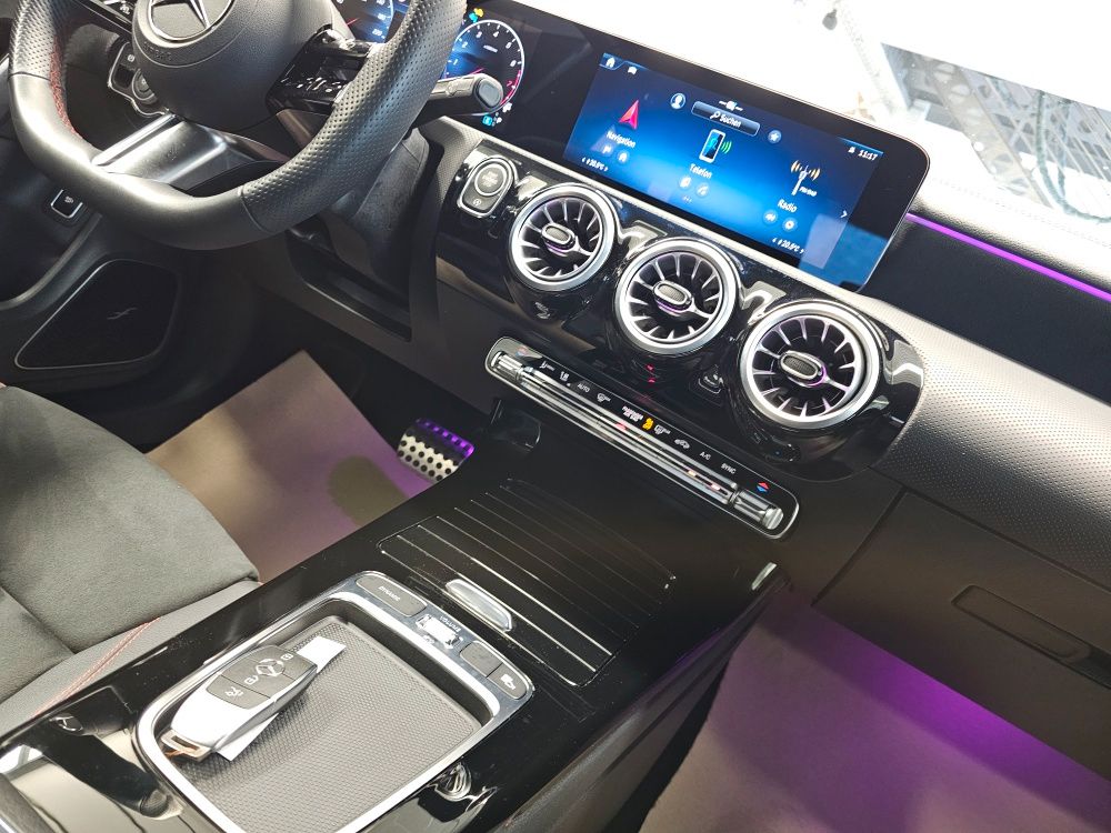 Mercedes-Benz CLA 180 2024