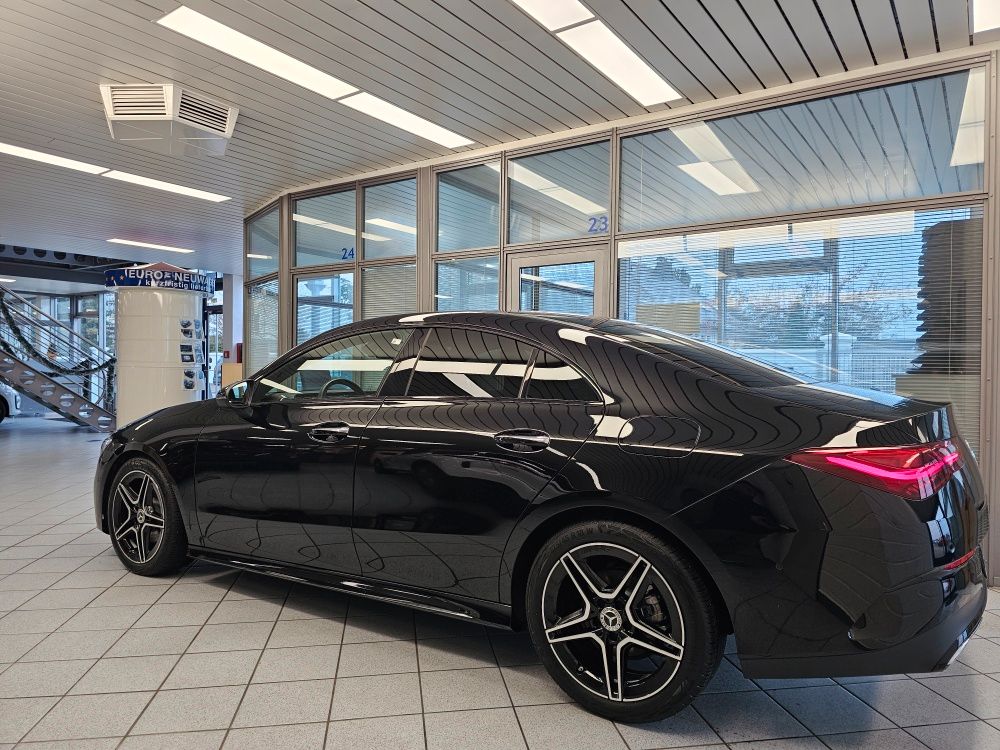 Mercedes-Benz CLA 180 2024