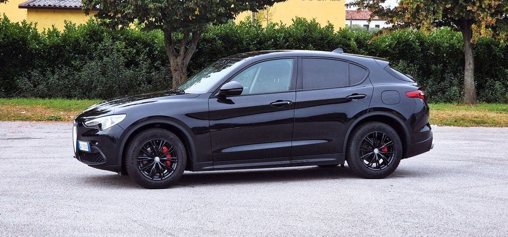 Alfa Romeo Stelvio 2020