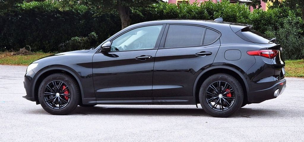 Alfa Romeo Stelvio 2020