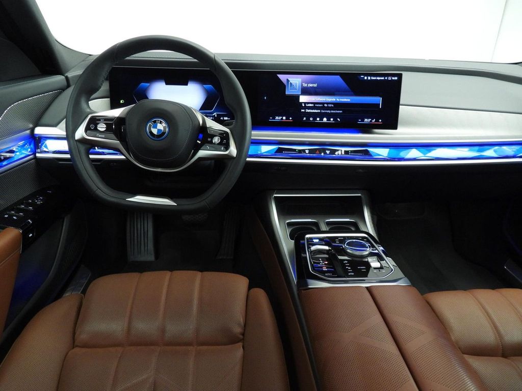 BMW i7 2023