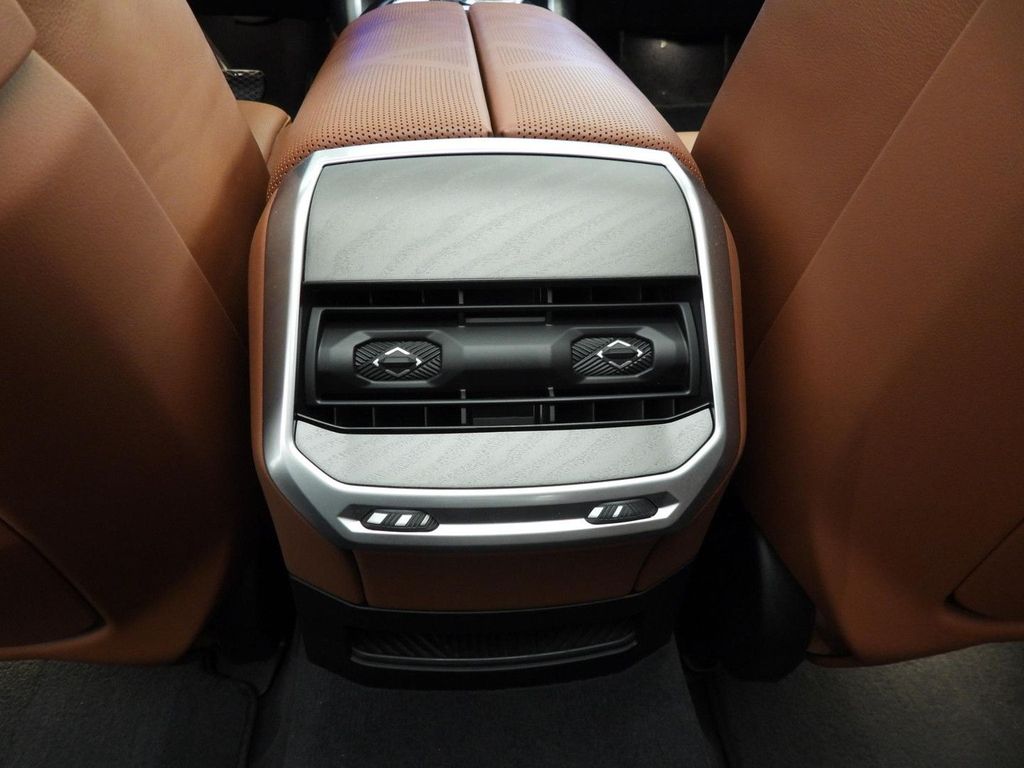 BMW i7 2023