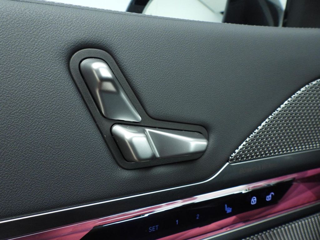 BMW i7 2023