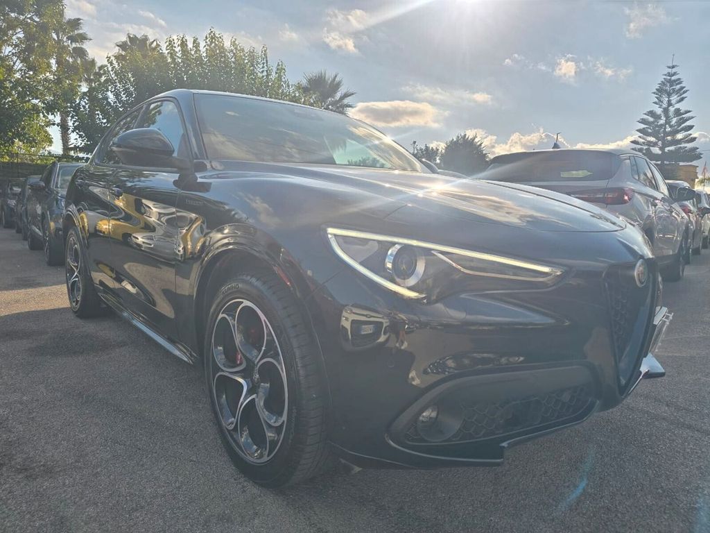 Alfa Romeo Stelvio 2021