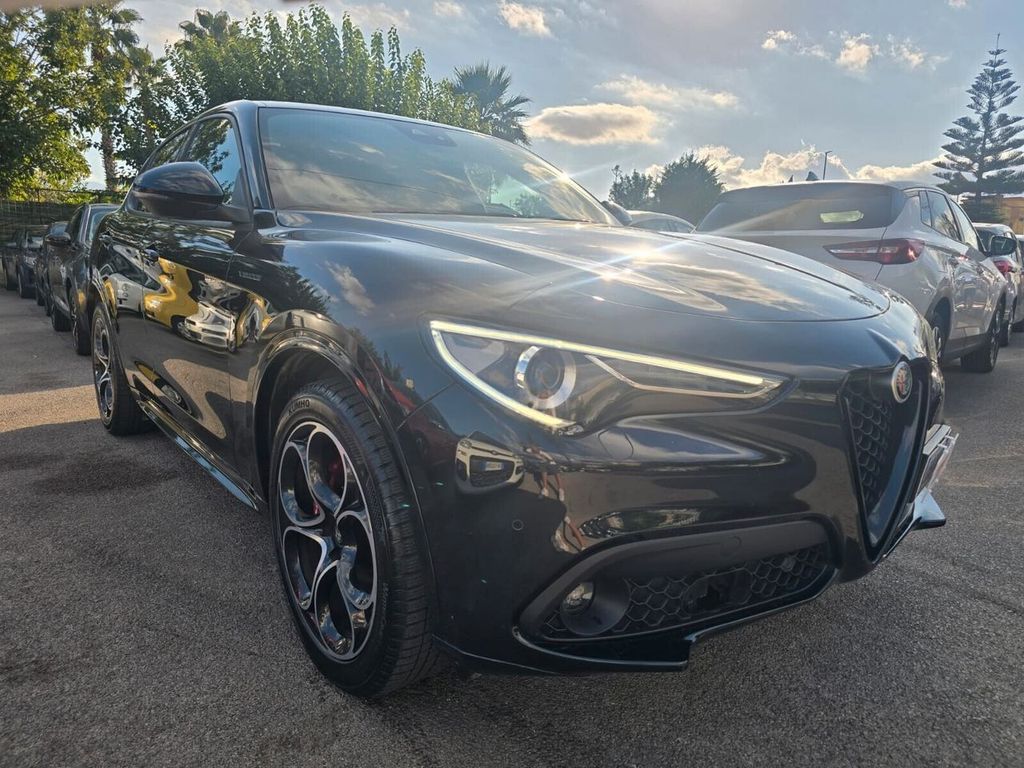 Alfa Romeo Stelvio 2021
