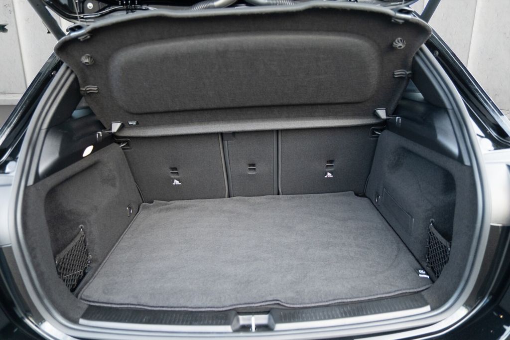 Mercedes-Benz B 200 2024