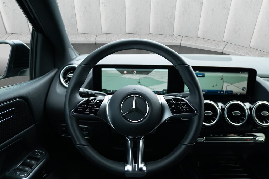 Mercedes-Benz B 200 2024