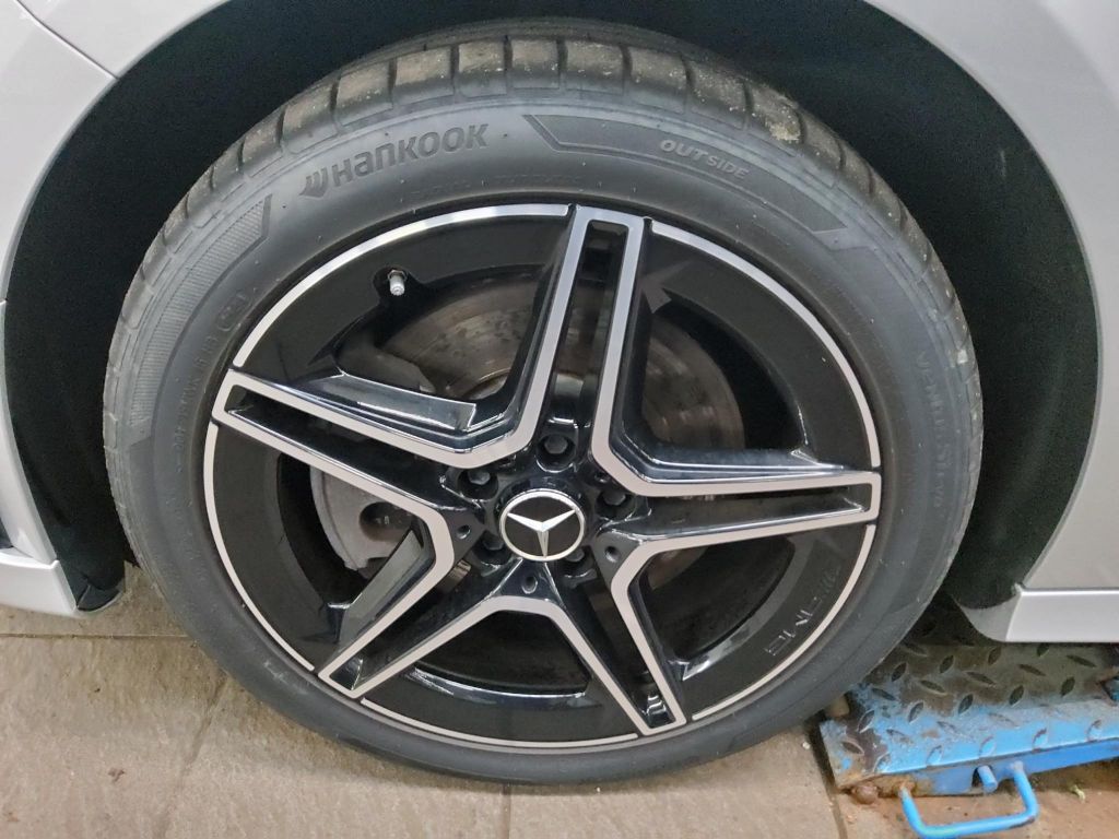 Mercedes-Benz A 250 2021