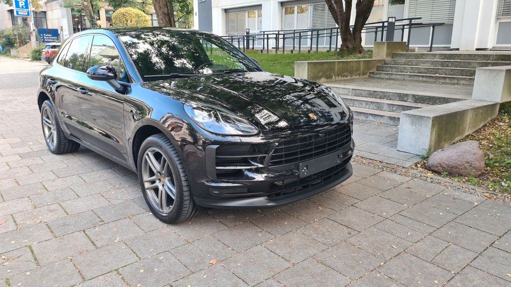 Porsche Macan 2020