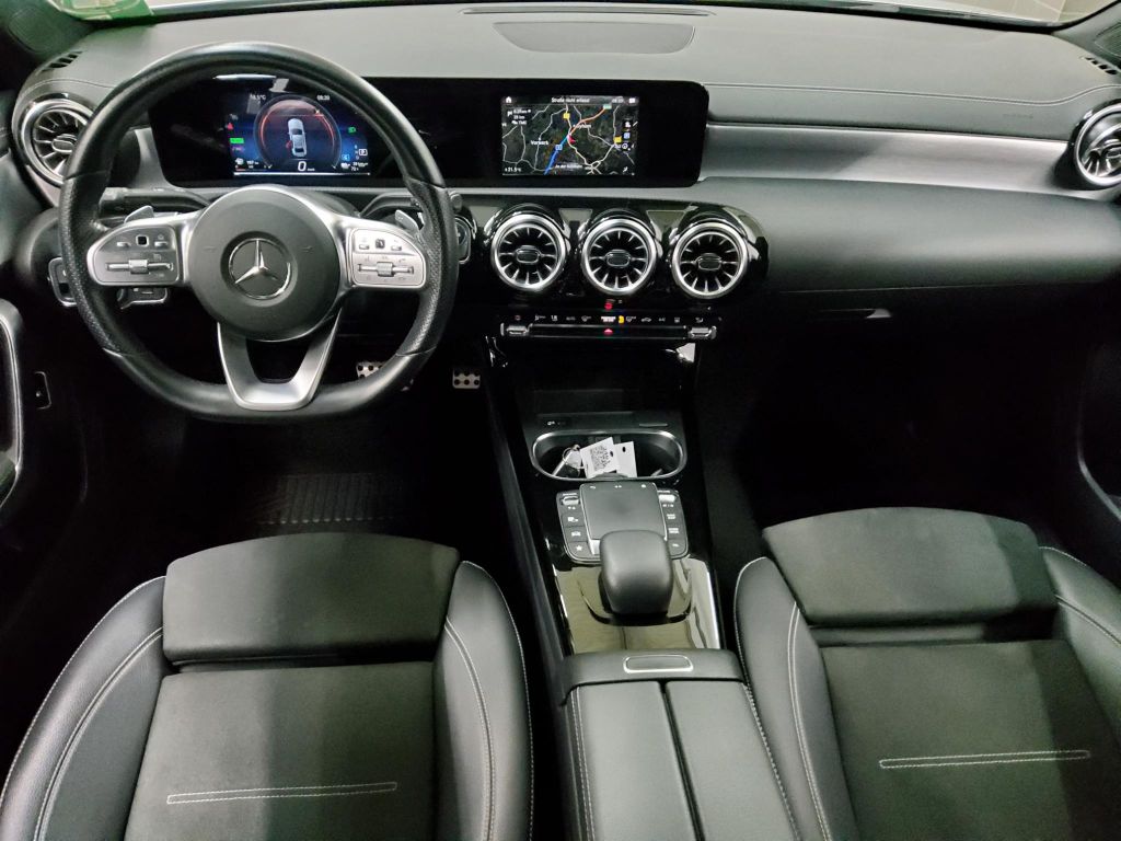 Mercedes-Benz A 250 2021